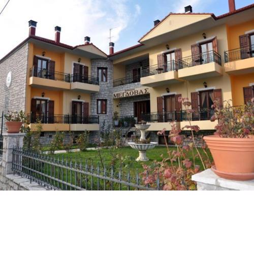 Megdovas Hotel