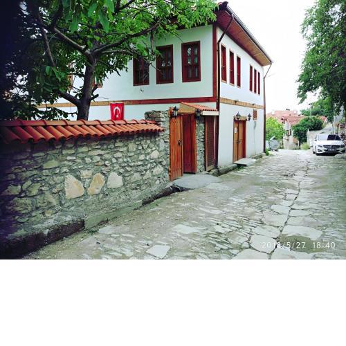 MELEK HANIM KONAĞI