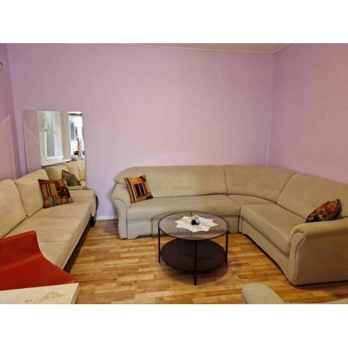Melinda's Dance Space- dance club apartment in Dunajská Streda