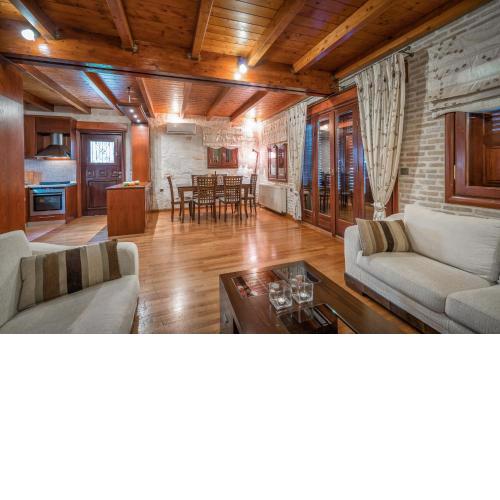Melissa Stone House
