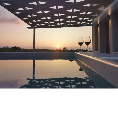 MelivOia house collection