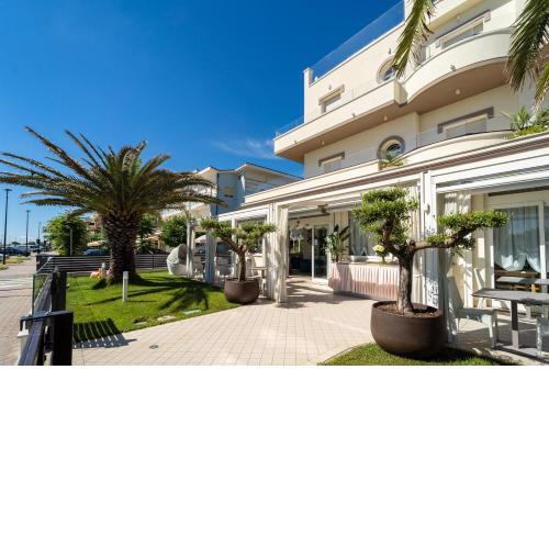 Melody Hotel