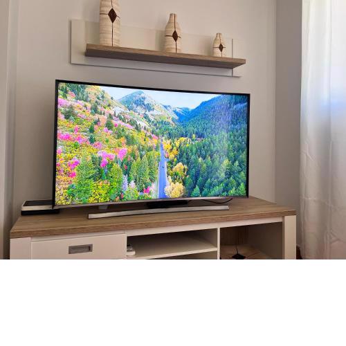 MeloHome Vecindario- Garage air conditioning
