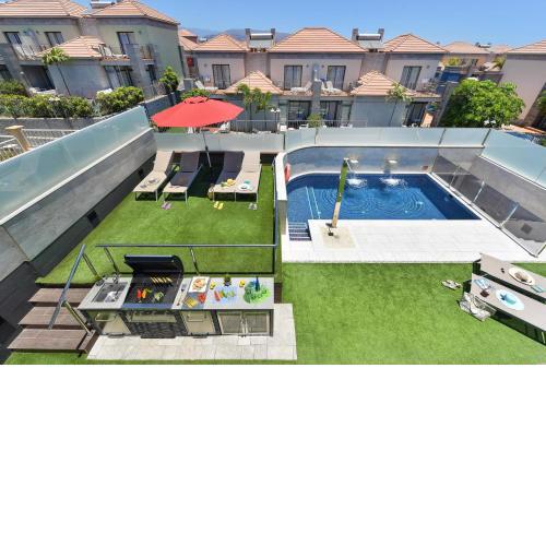 Meloneras Hills 19 With Pool by VillaGranCanaria