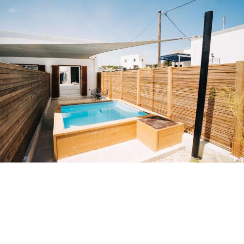 Mesanto Luxury Suites