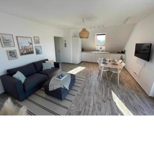 Meshy Deluxe Apartment