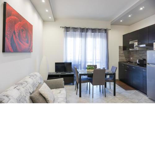 Metro Apartment