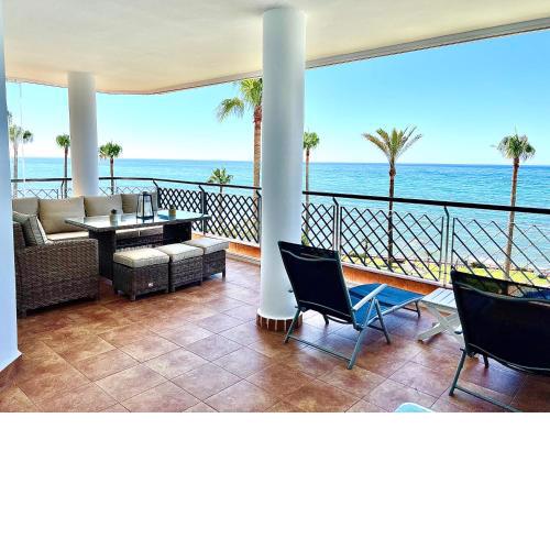 MI CAPRICHO 170 Beachfront Apartment