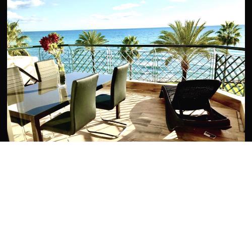 MI CAPRICHO B17 Beachfront Apartment