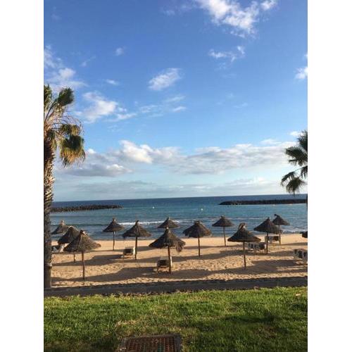 Mi dulce аpartamento con gratis Wi-Fi, con piscina en Los Cristianos
