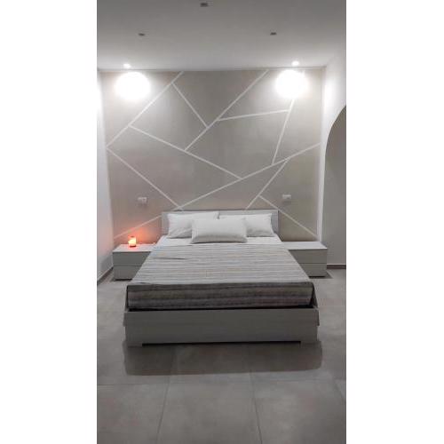 MIA GUEST ROOM