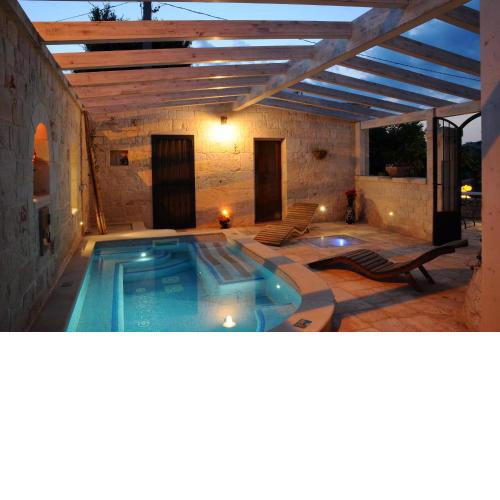 Micele Holiday Houses