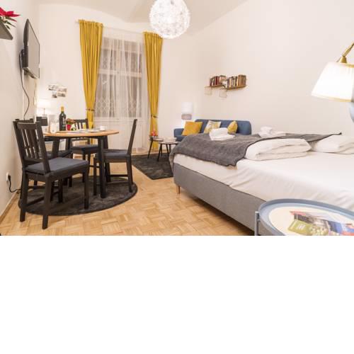 Microloft Lycee Francais by welcome2vienna