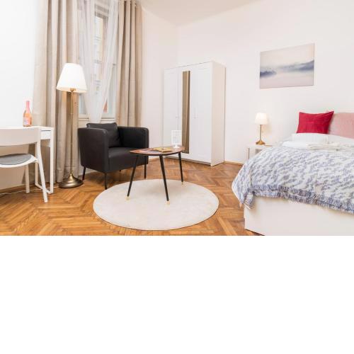 Microloft Naschmarkt by welcome2vienna
