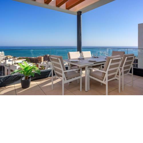Middel Views flat in El Higueron Ref 64