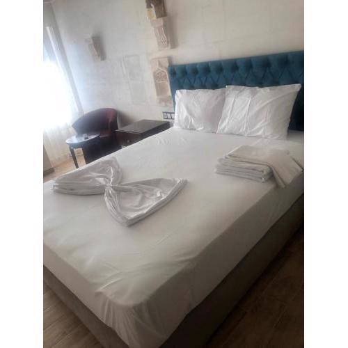MİDYAT LADİNOS OTEL