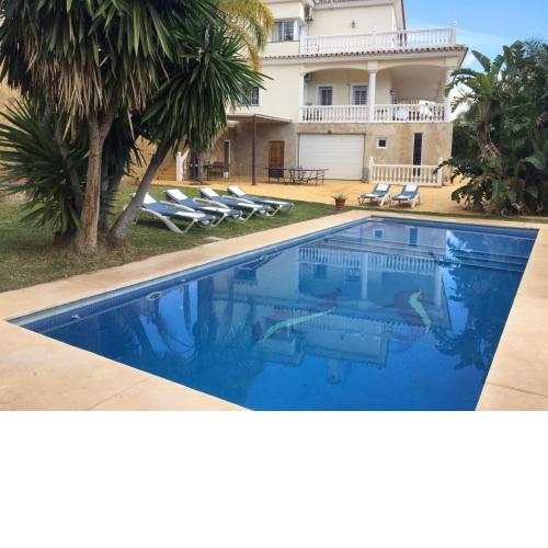 MIJAS-FUENGIROLA VILLA