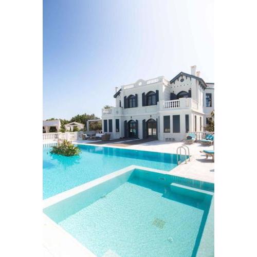Mikamas Villas