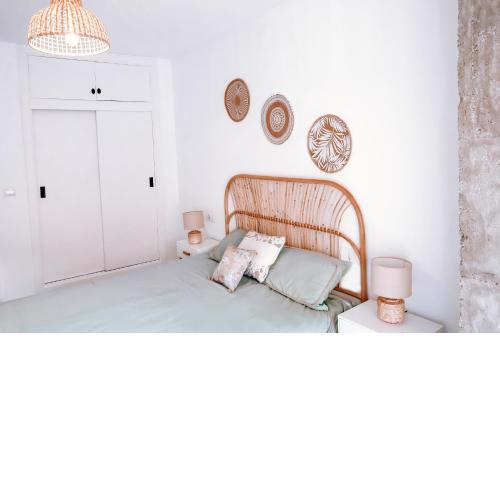 Mikasika - Duplex Apartment with seasonal swimming pool & walking distance from the beach