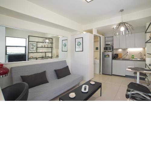 Milanou Glyfada G4 Corner