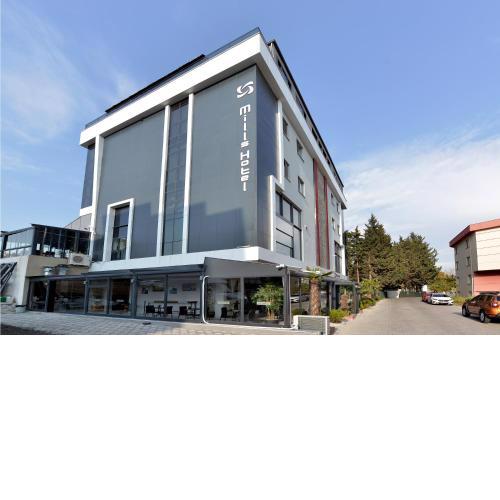 MİLLS HOTEL
