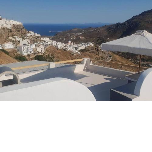 Milona's house in Chora Serifos