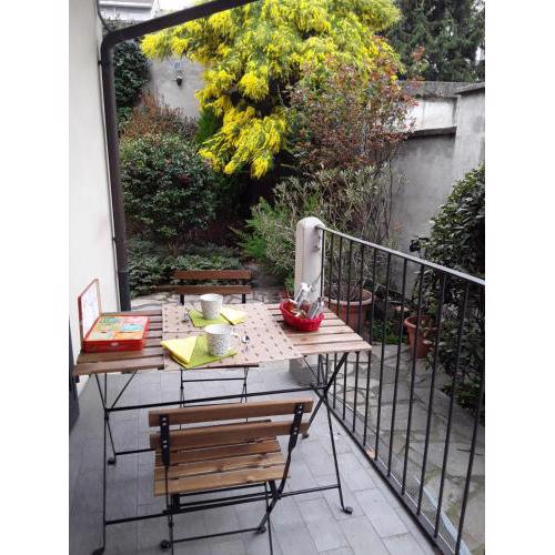 Mimosa House