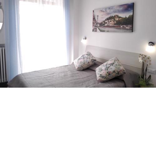 MinihouseLarissa diVerona