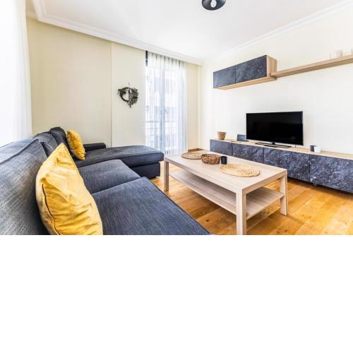 Minimal Flat 10 min to Caddebostan Coast