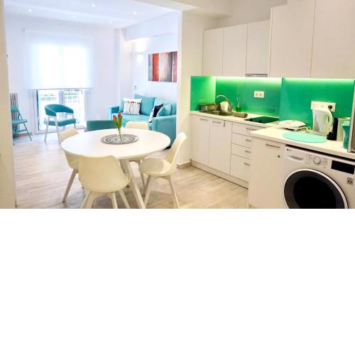 Minimal Fresh Design Apt in Athens