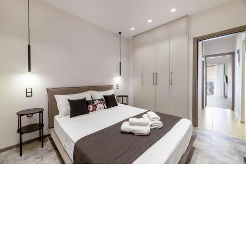 Minimalist & artistic apt close to the Center