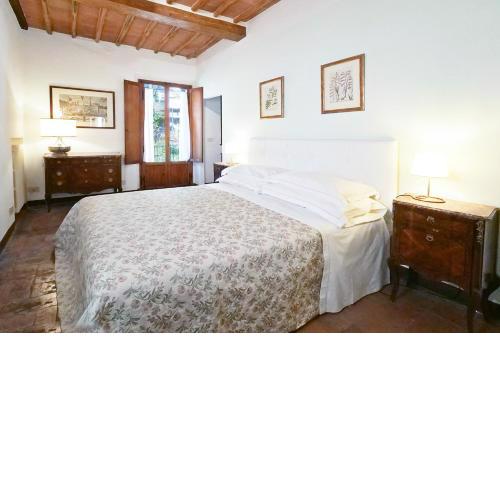 Mint Apartment - Super Central, Quiet, Romantic, close to Finest Restaurants