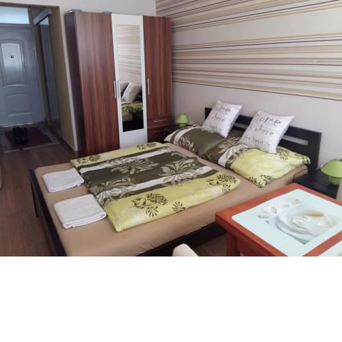 Mira Apartman