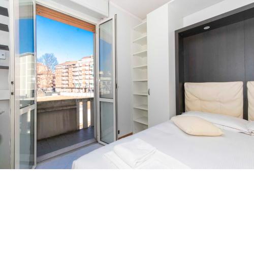Mirafiori Balcony Apartment
