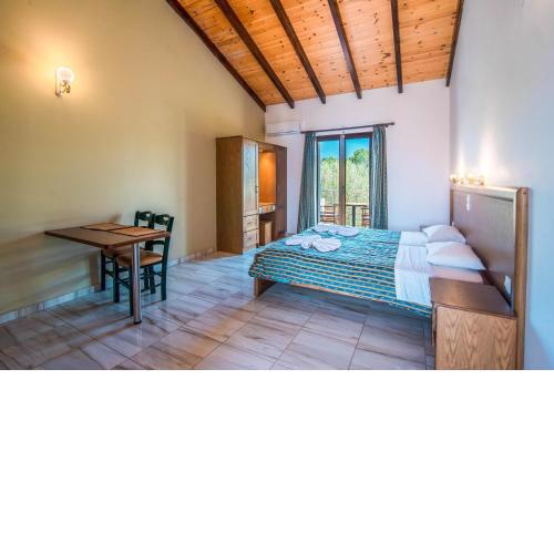 Mirage Arillas Studio Type C18