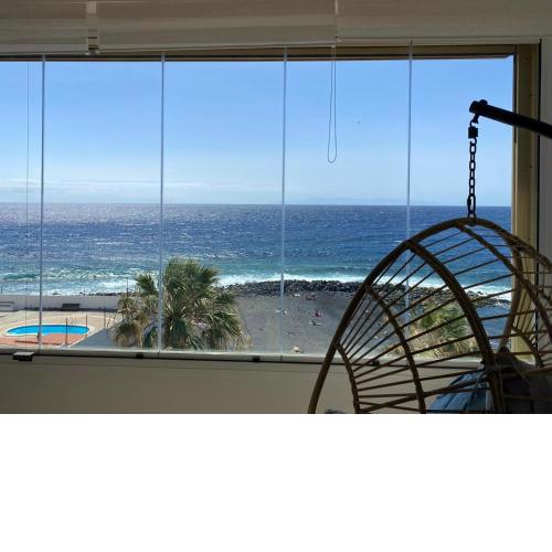 MIRANDO AL MAR TENERIFE