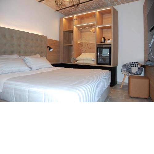 MIRANDOLINA Bed and Breakfast