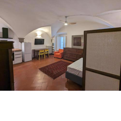 Miriam - Sweet Dreams in Florence