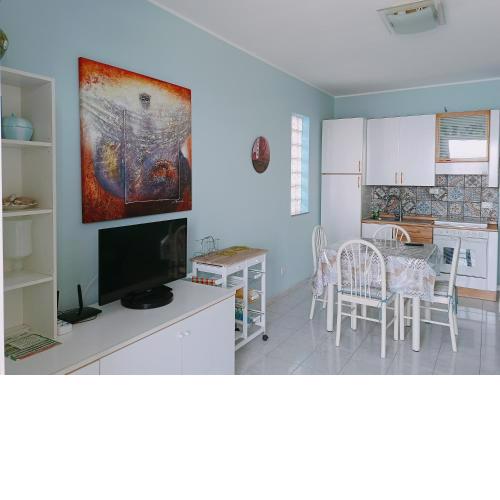 Mirone Apartment FRONTE MARE beachfront house