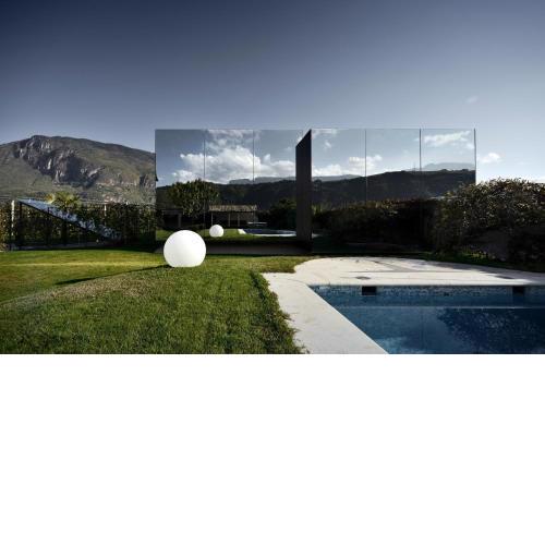 Mirror Houses