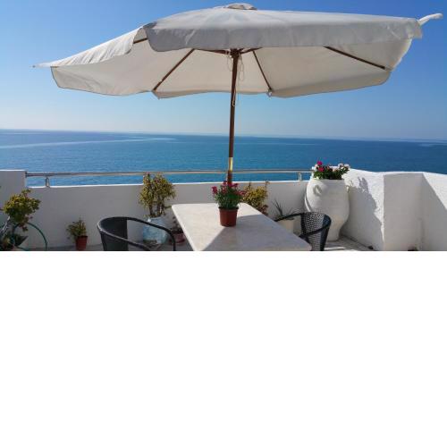 Mirtos blue sea apartments