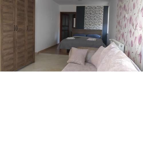 Misa Apartman Miskolctapolca Középső Szint