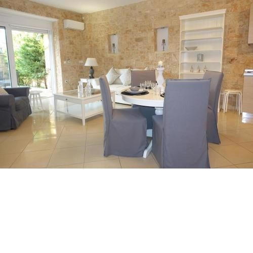 Miss Nefeli - Marvelous Stone Apartment in Perdika-Aegina