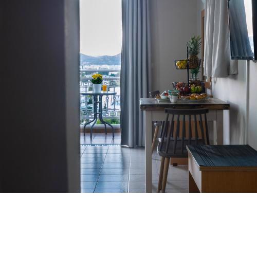 Miva Sea View