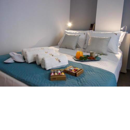 MK Lux Suites - Steps to Beach
