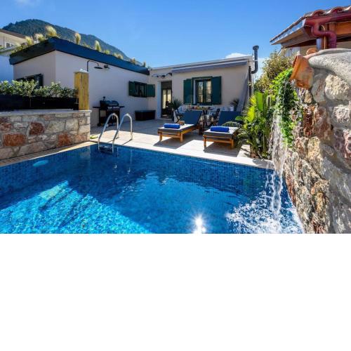 Moana House