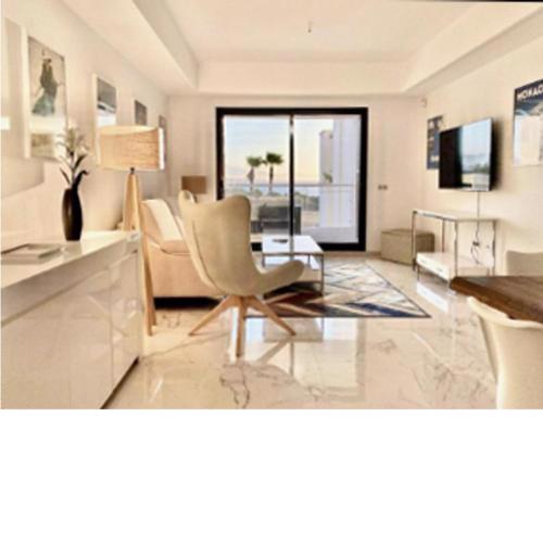 Modern 2-Bed Seaside Apartment in Casares Costa