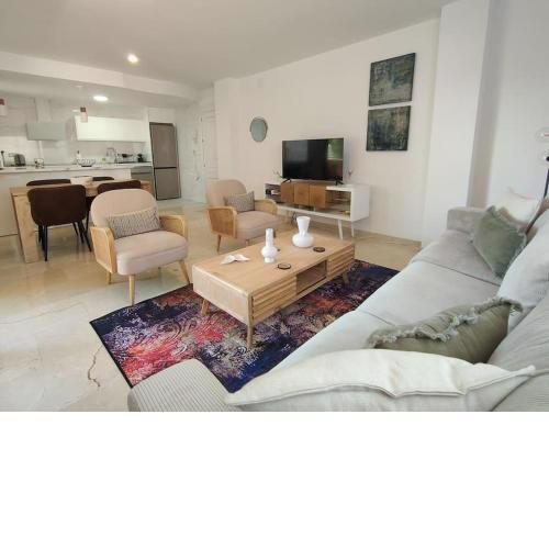 Modern 3 bedroom in Puerto Banus
