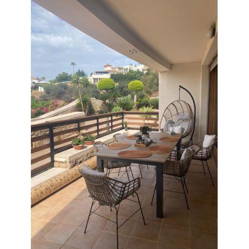 Modern 3 bedrooms and 3 Bathrooms Apartment in Altos de Marbella