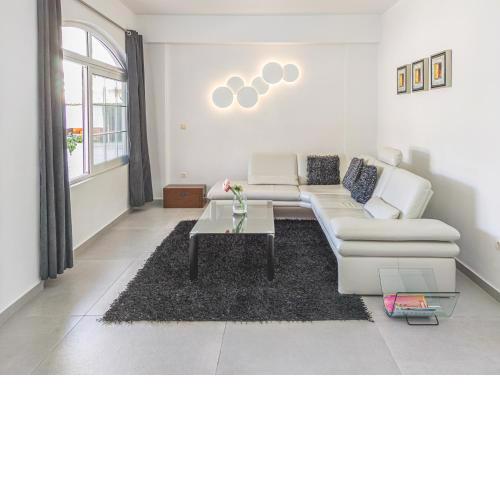 Modern and comfy loft in Chania !